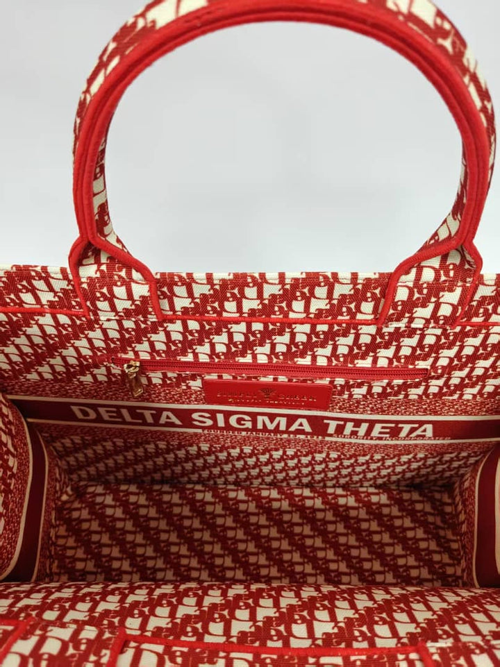 **NEW** The DELTA D'OR® Canvas Book Tote